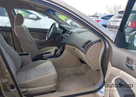 2003 Honda Accord 2.4 Lx z USA, uszkodzony, nr VIN 1HGCM56303A139142